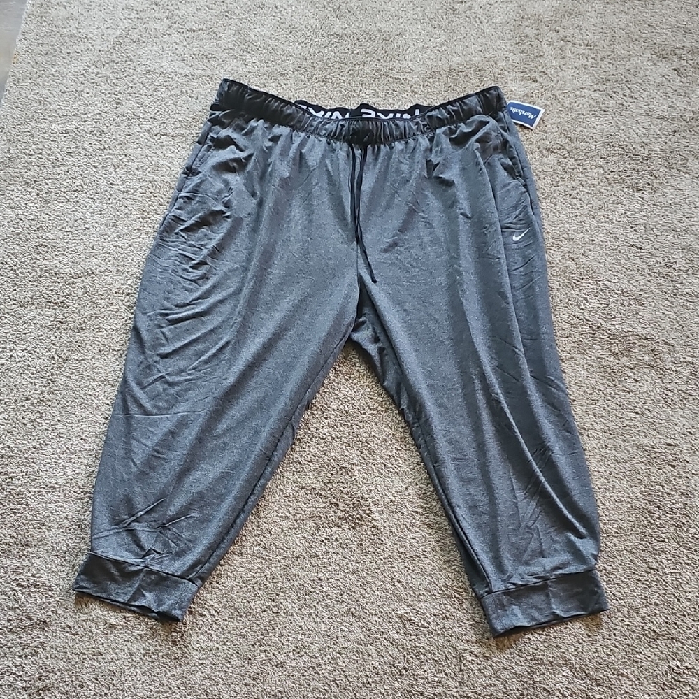 NIKE Women's DRI-FIT Athletic Training Jogger Pants